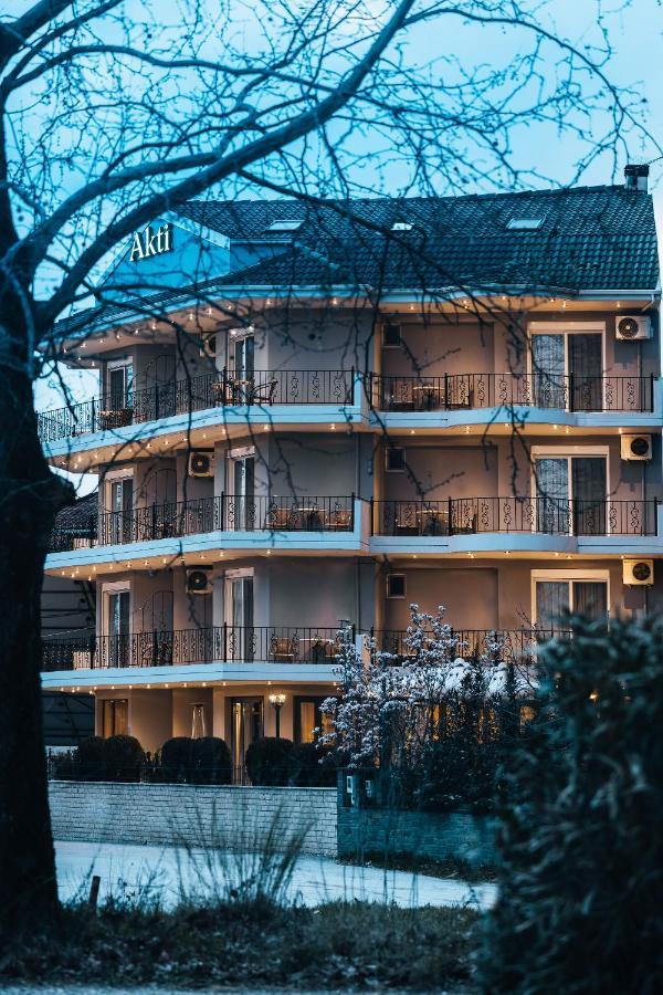 Akti Hotel Ioannina Ngoại thất bức ảnh