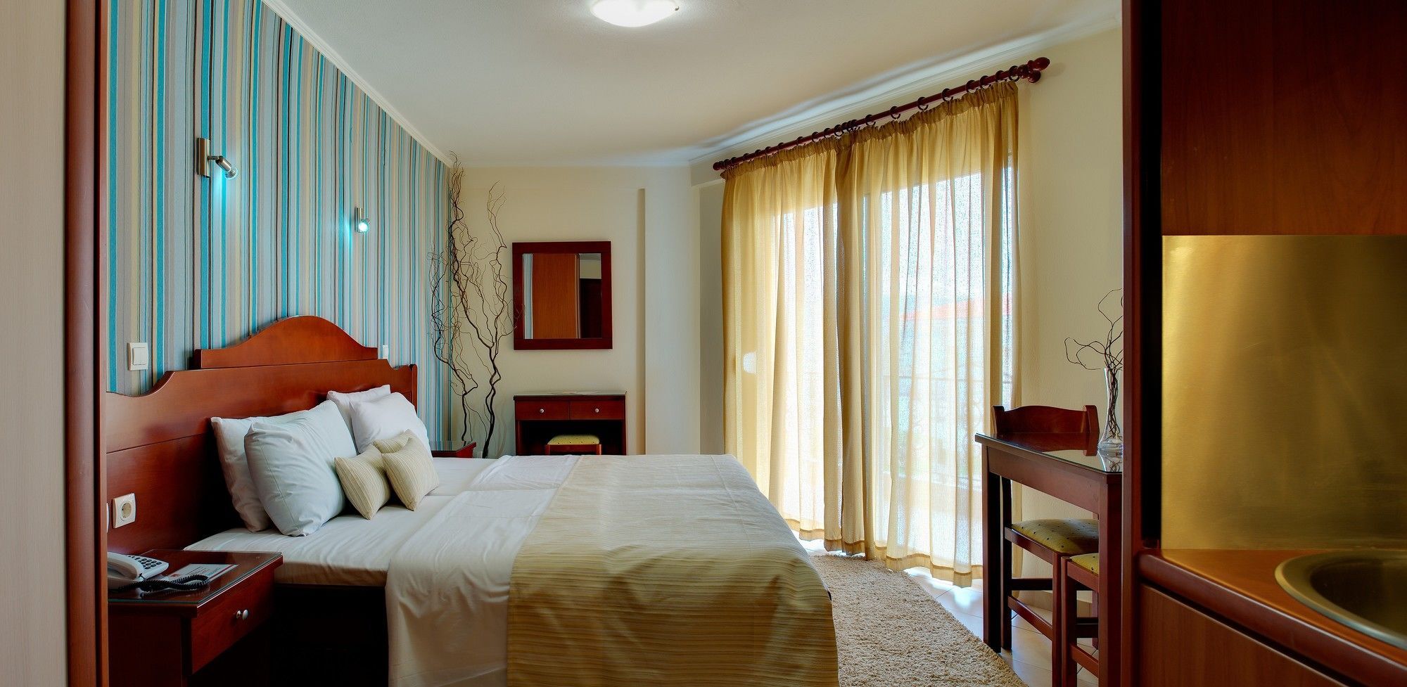 Akti Hotel Ioannina Ngoại thất bức ảnh